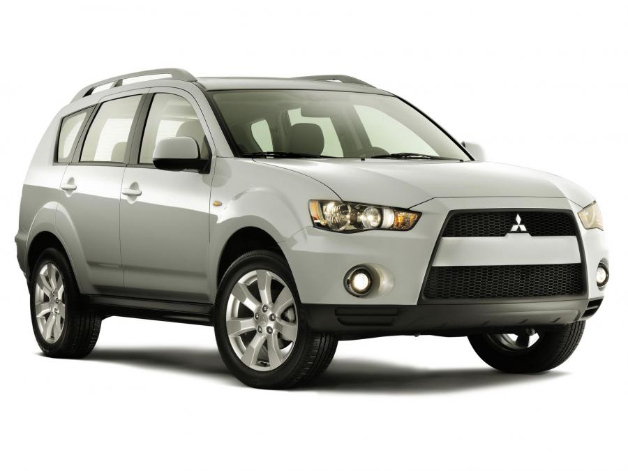  Mitsubishi Outlander 2009 года  (US) (фото 34 из 41)